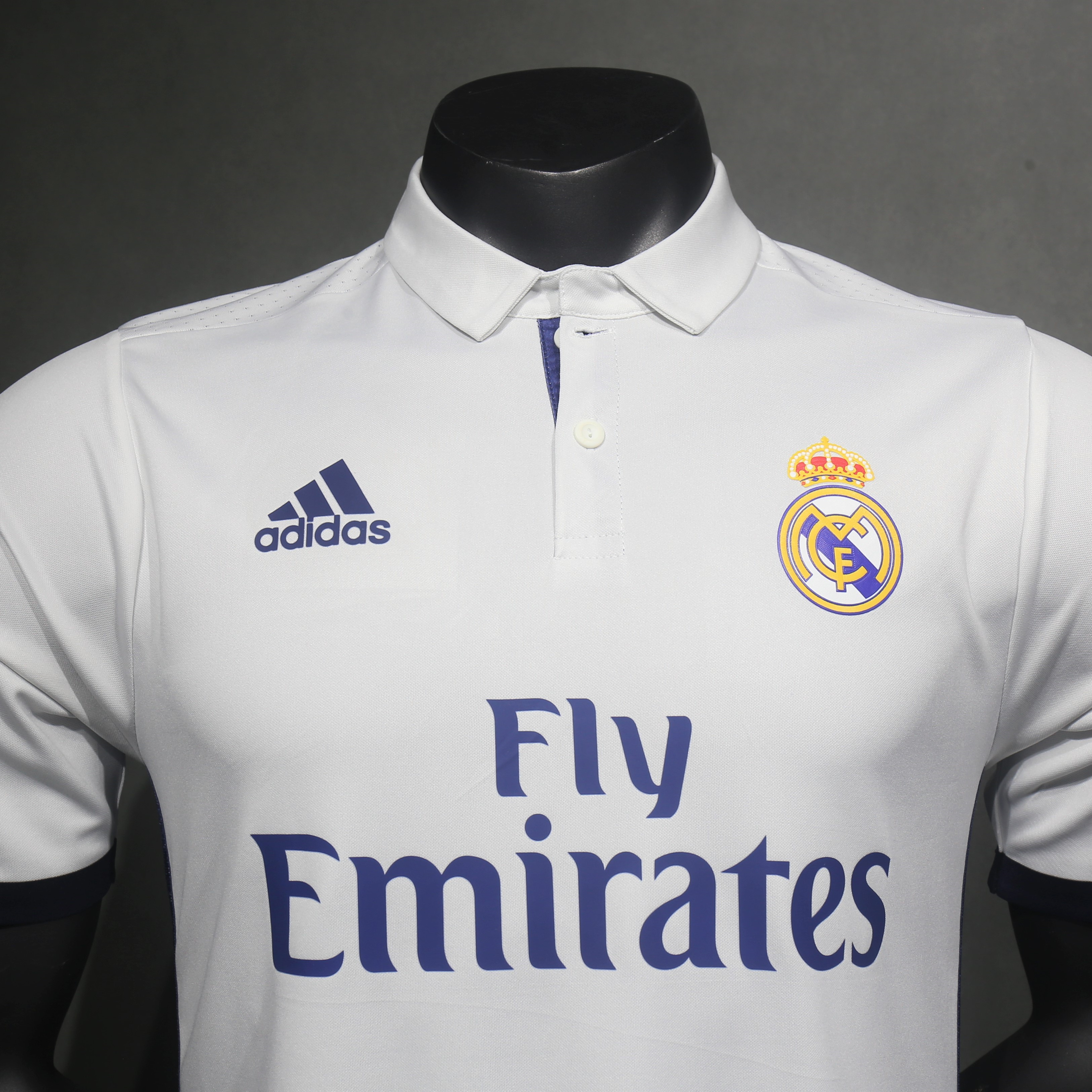 GlobeJersey-Retro Real Madrid 16-17 Home Jersey - Player Version
