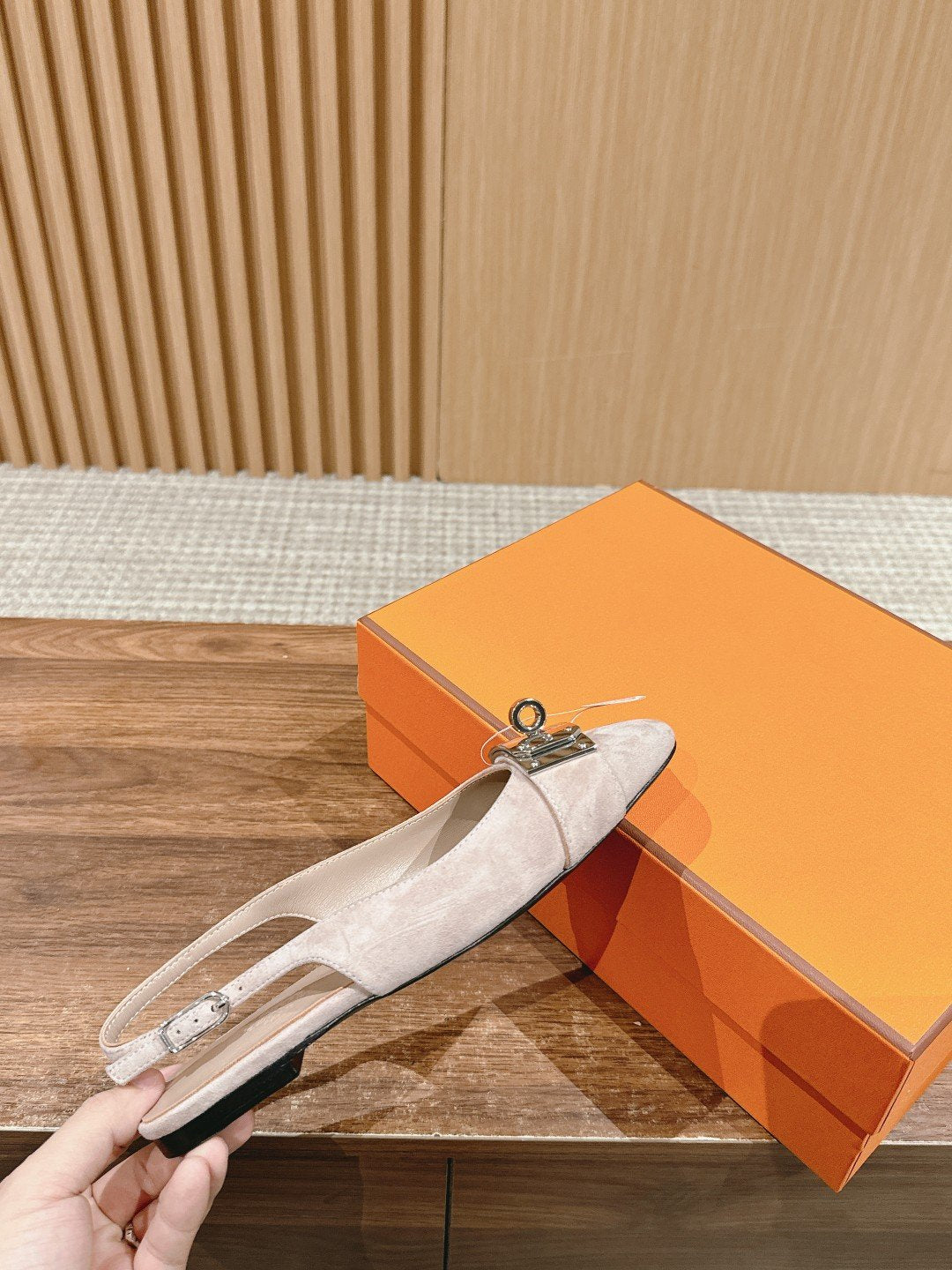 Innocente Slingback Suede Goatskin Light pink、mysite、Cacoeks