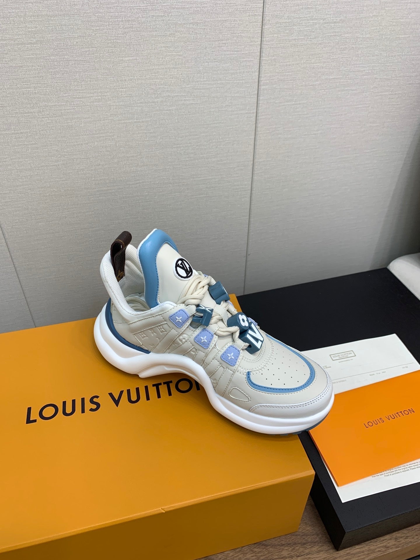 LV ARCHLIGHT SNEAKER BEIGE MIX COBALT BLUE CALFSKIN、mysite、Cacoeks
