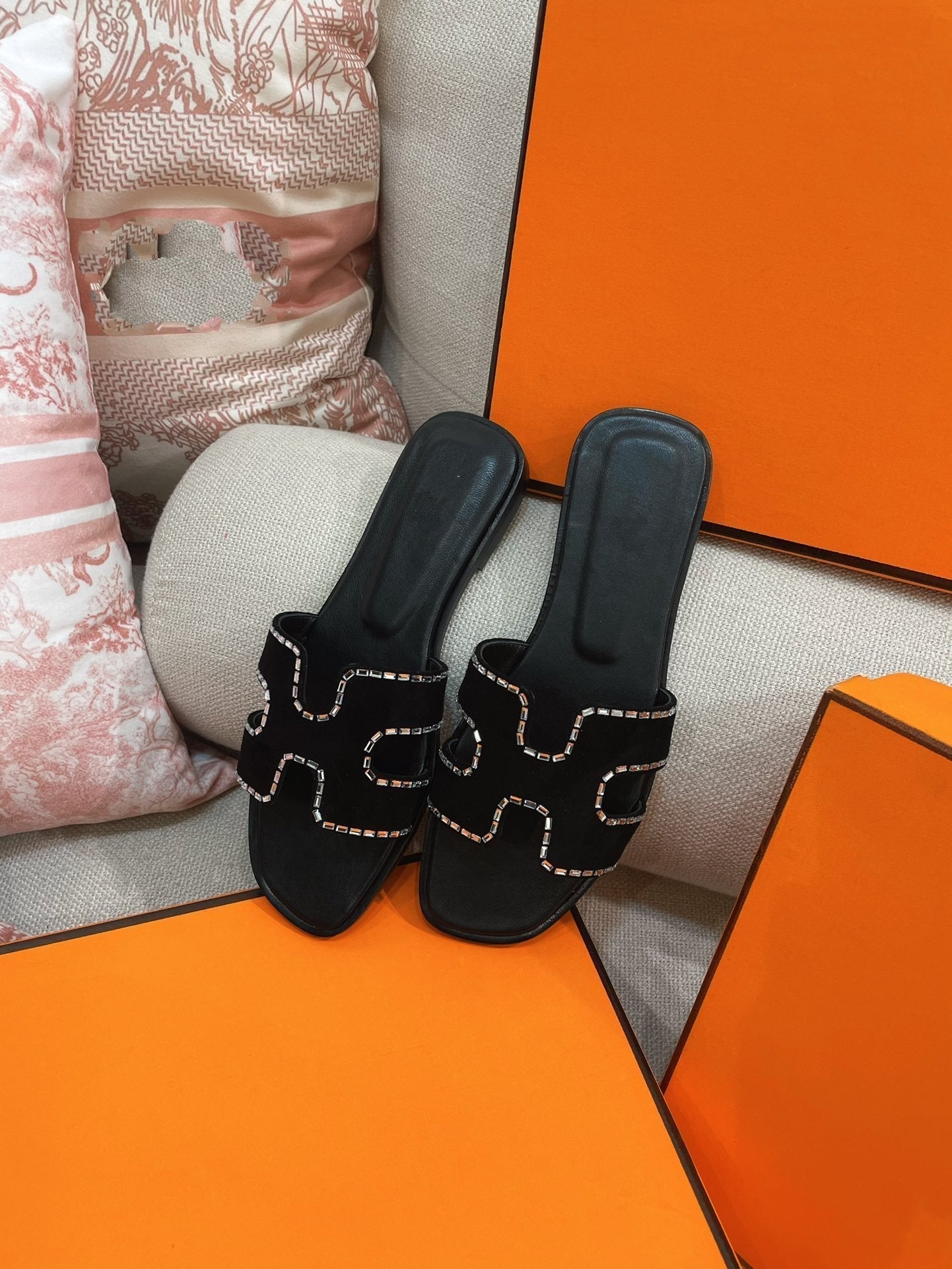 0ran Sandal Calfskin Rhinestone Black、mysite、Cacoeks