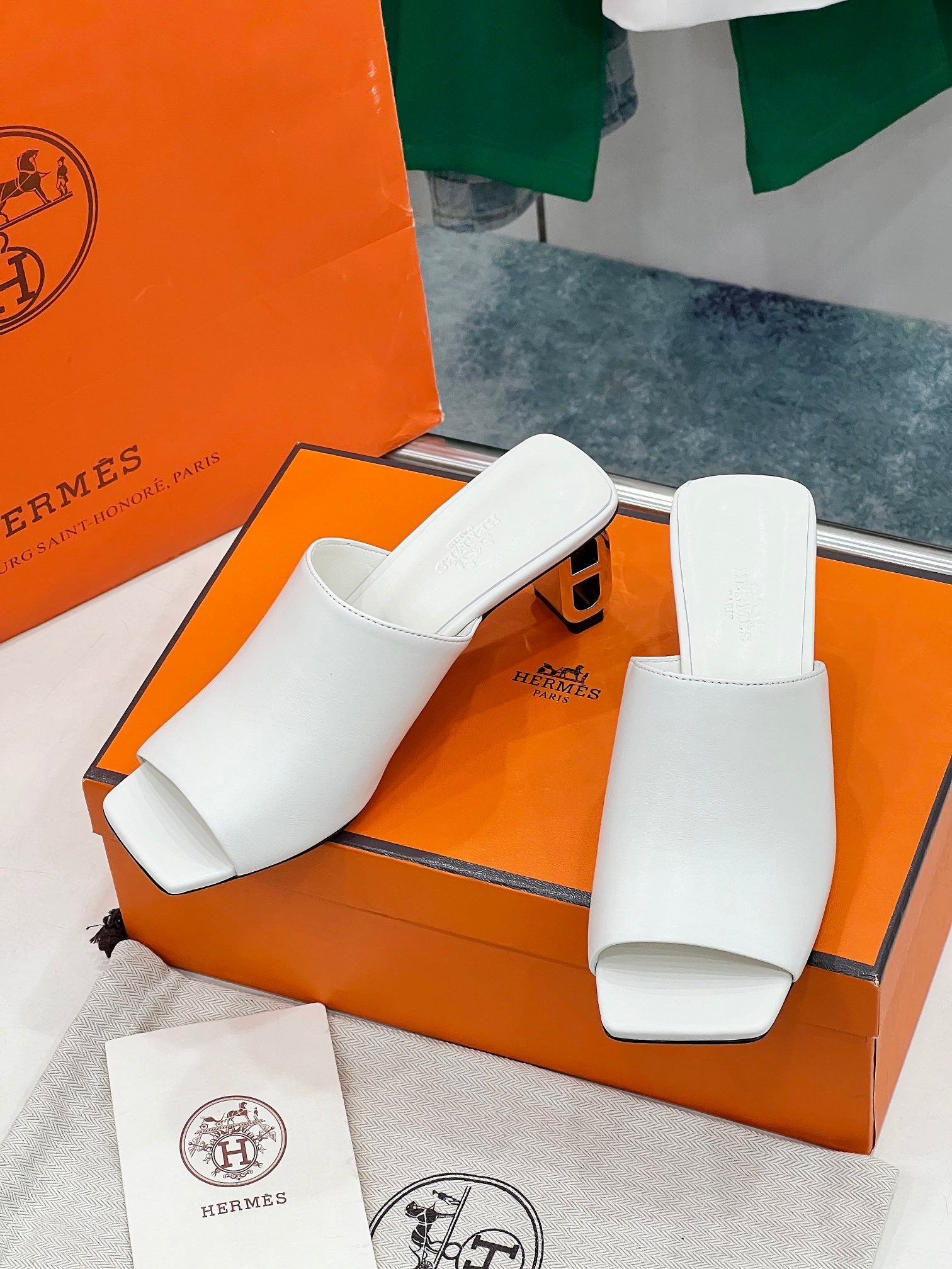 ICONIQUE 60 SANDAL IN WHITE CALFSKIN、mysite、Cacoeks