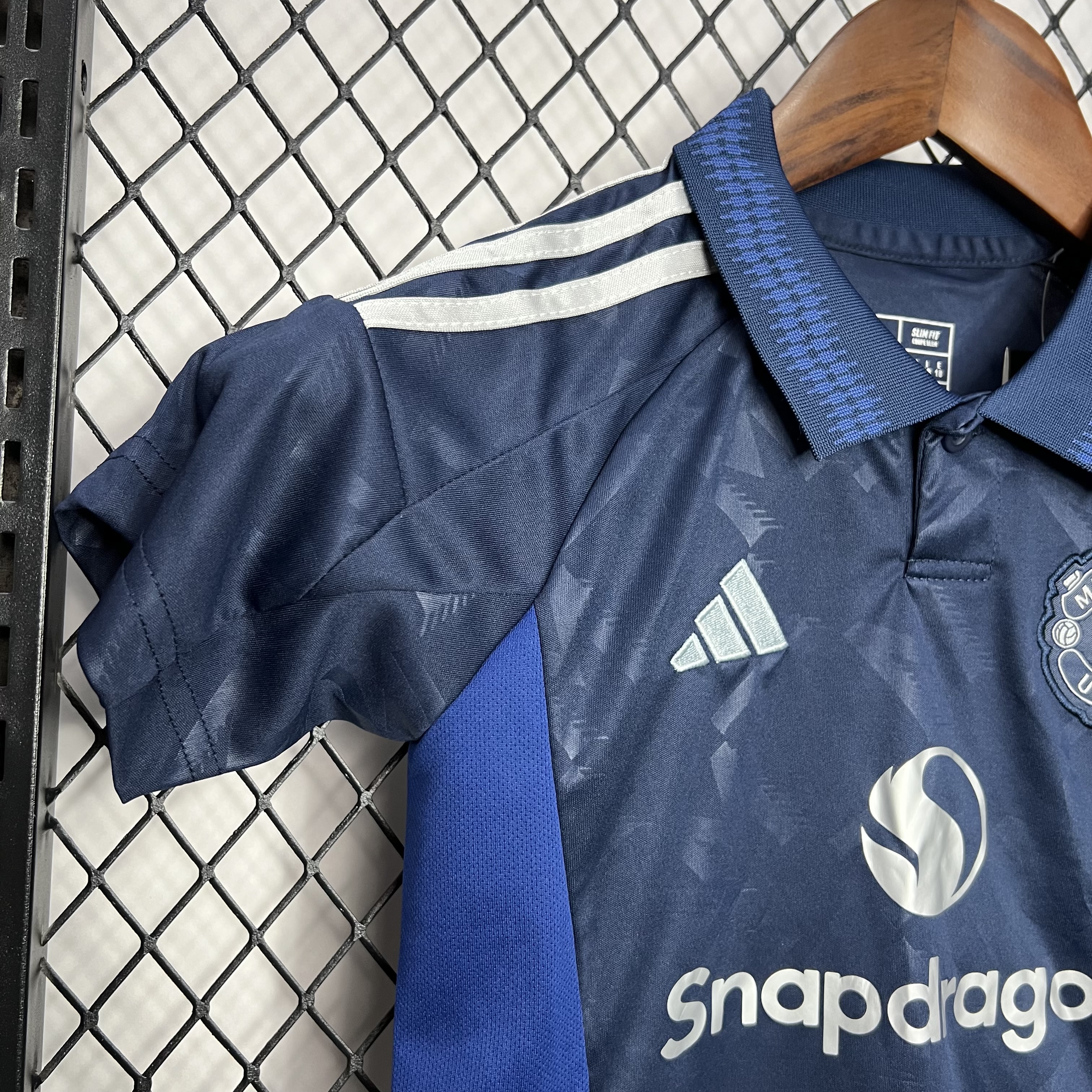 ManixJersey.com | Manchester United 24-25 Away Kids Kit -Customize Name, Number and Patch | Worldwide Shipping