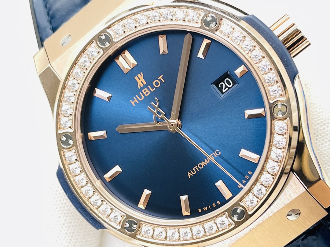 Hublot Classic Fusion King Gold 565.OX.7180.RX.1204 42mm-fasswatch