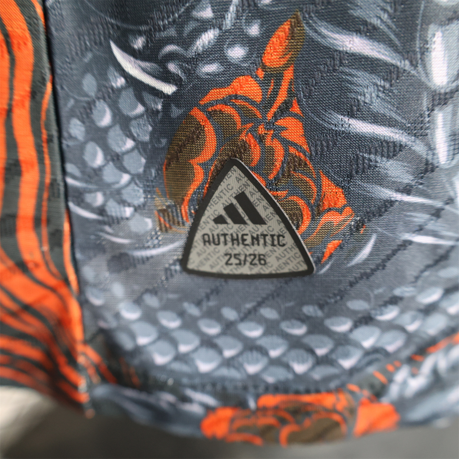 UltraTrikot-Real Madrid 25-26 Grey Chinese Loong and Red Fire Black Jersey - Player Version