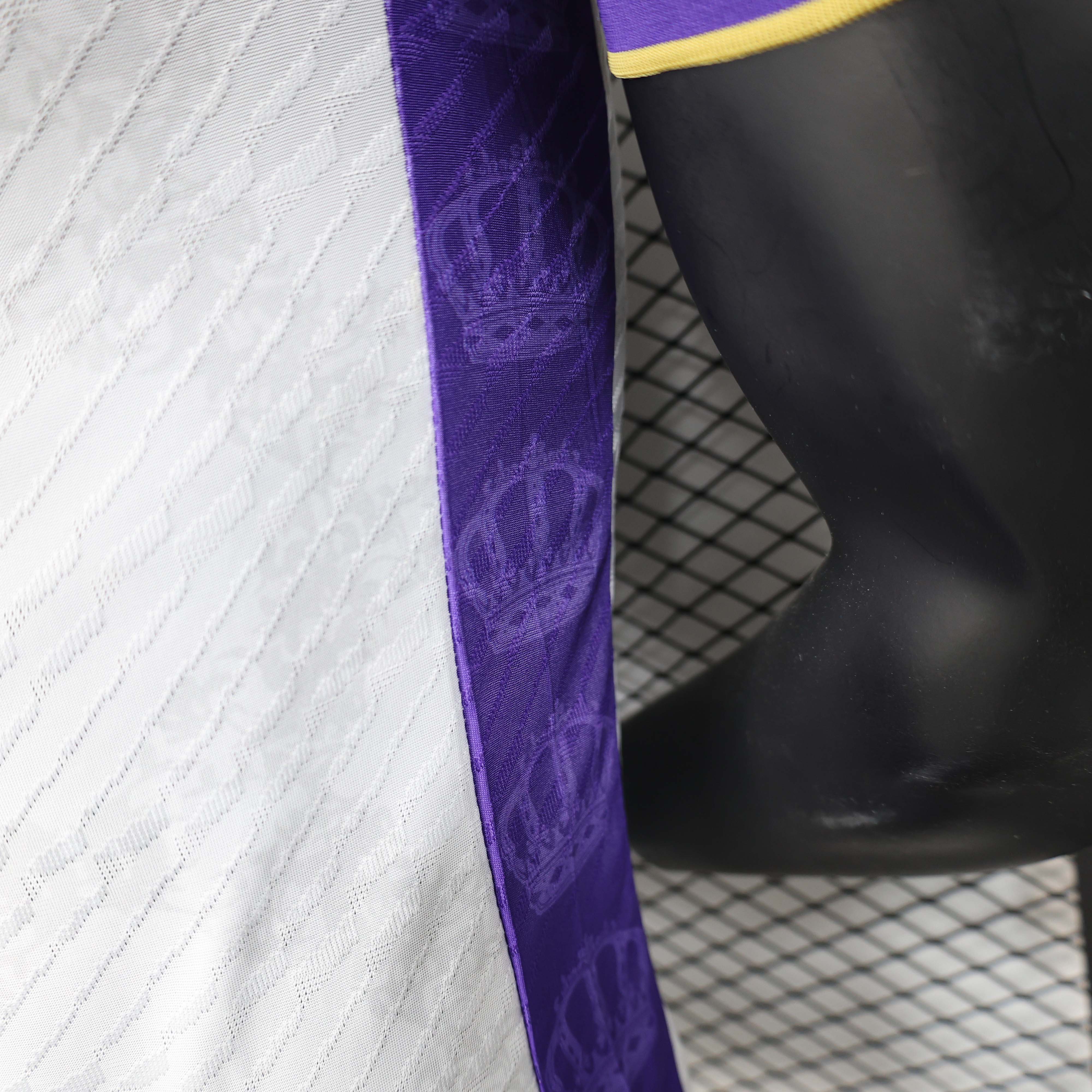 2024/2025 Player Version Real Madrid Special Edition White Football Shirt 1:1 Thai Quality:football jersey mysite: unitedjerseyfootball 邓江浪:football