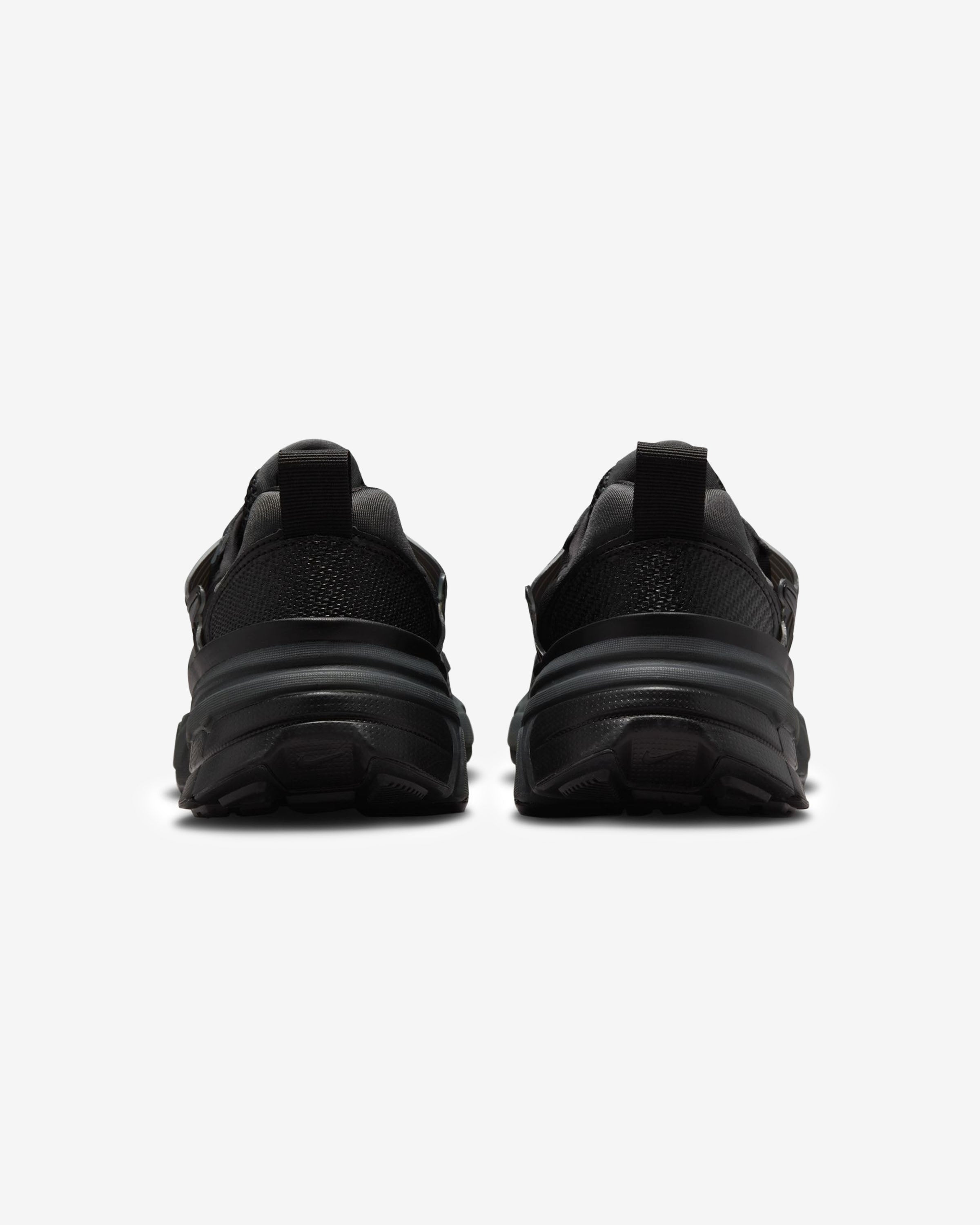 NIKE V2K RUN - BLACK/ DKSMOKEGREY/ ANTHRACITE