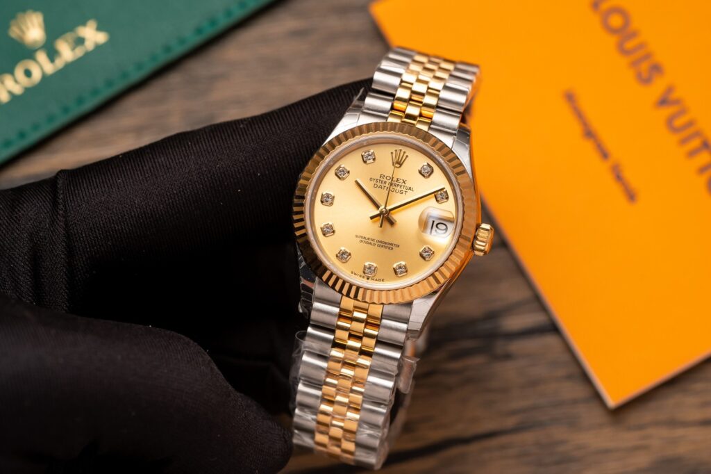 Đồng Hồ Nữ Rolex DateJust 278273 Mặt Vàng Champagne Rep 11 31mm (1)