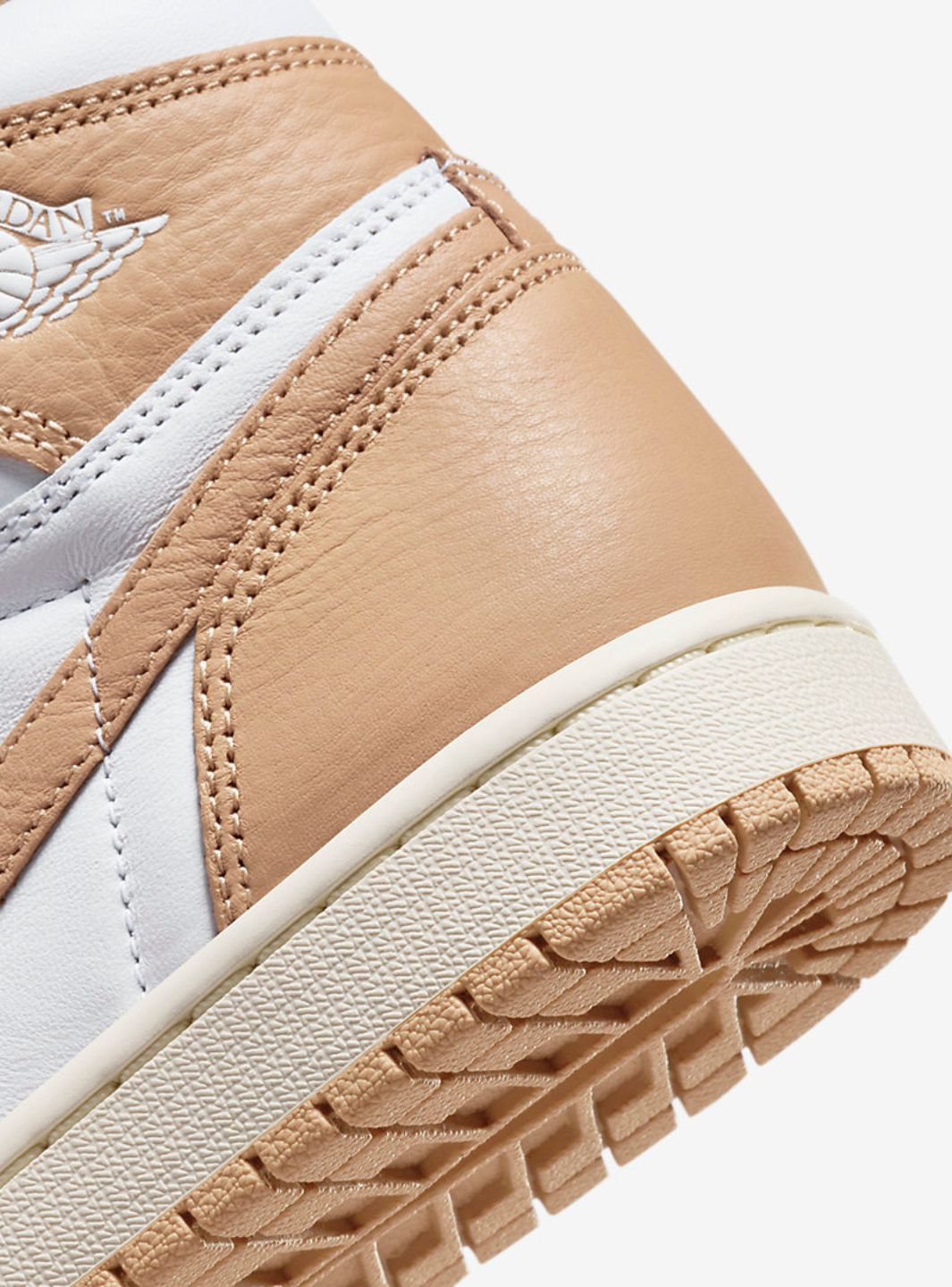 Air Jordan 1 Retro High OG Praline、JORDAN、Cacoeks