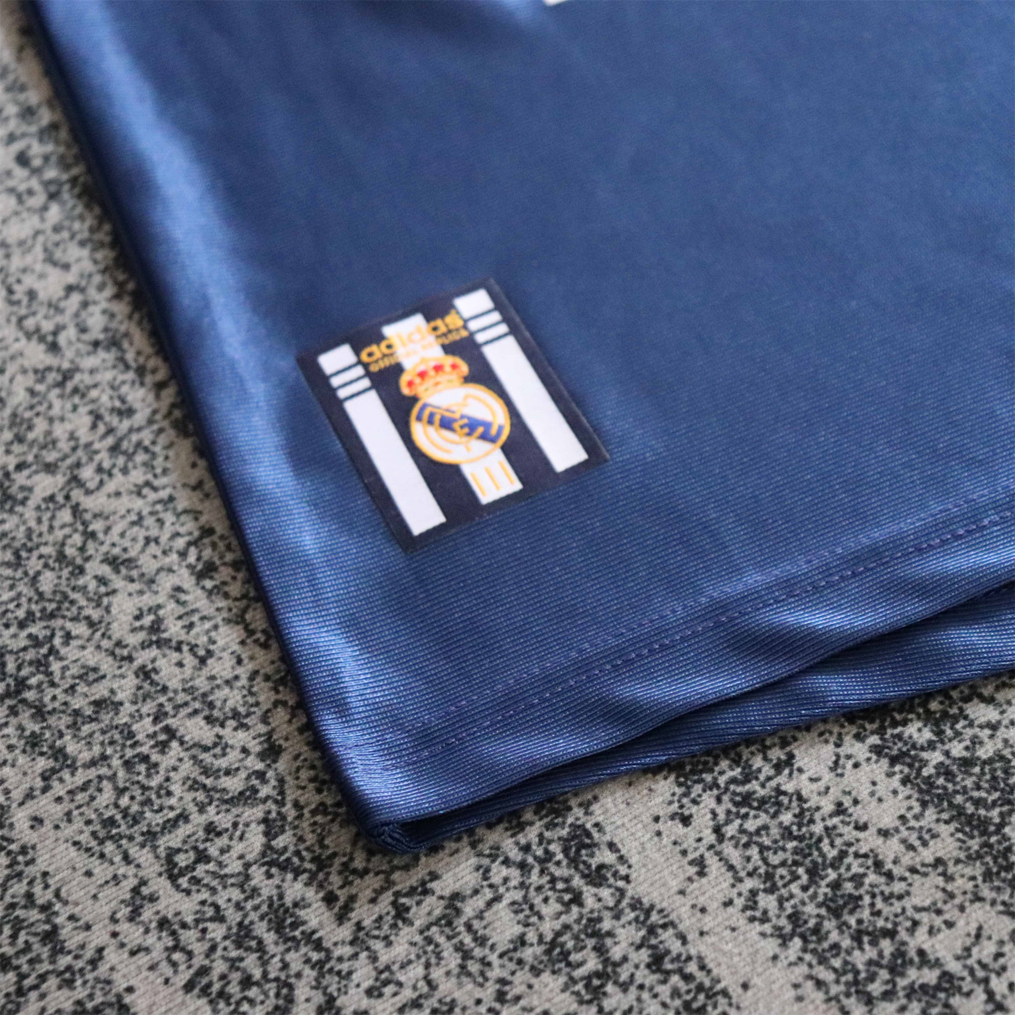 JerseysGala.com | Retro Real Madrid 1998-00 Third Kids Kit -Customize Name, Number and Patch | Worldwide Shipping