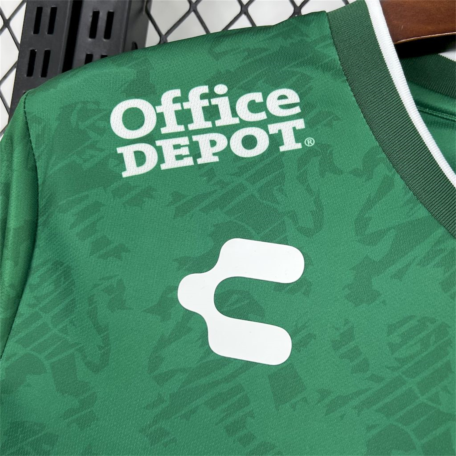 foot-Club León Club Leon 24-25 Home Jersey - Fans Version