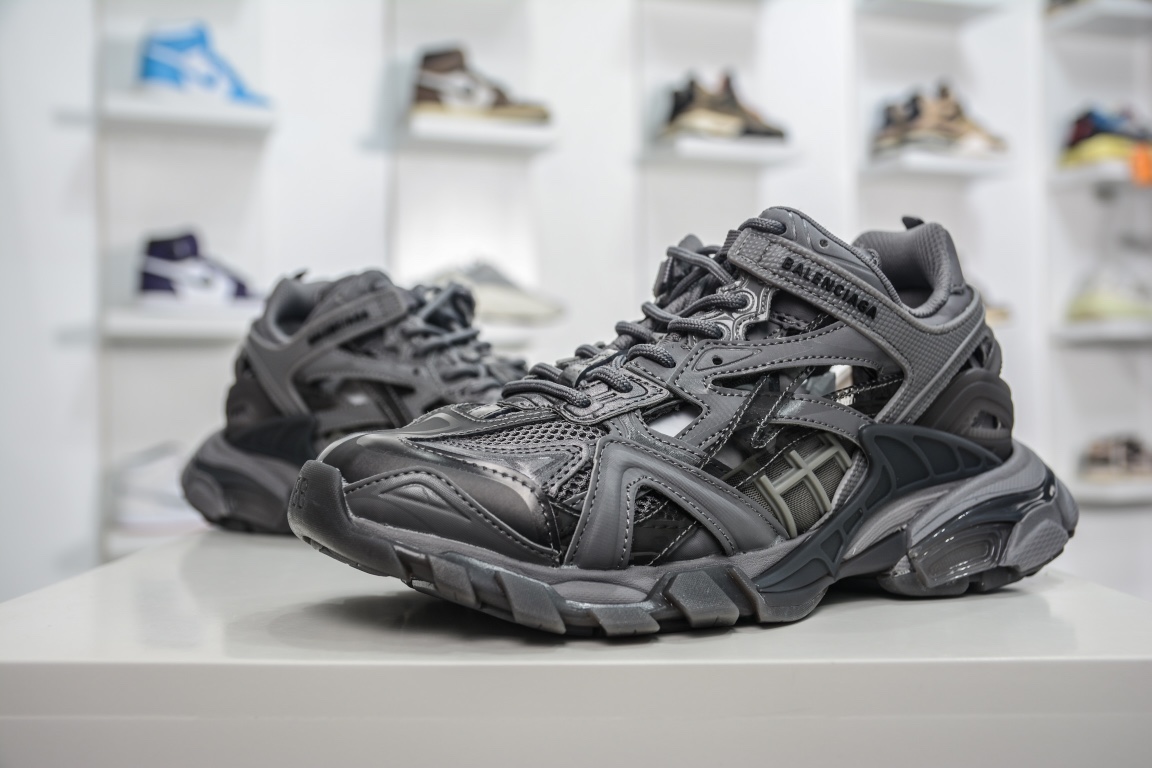 Balenciaga Track 2.0 Trainer in Dark Grey、mysite、Cacoeks