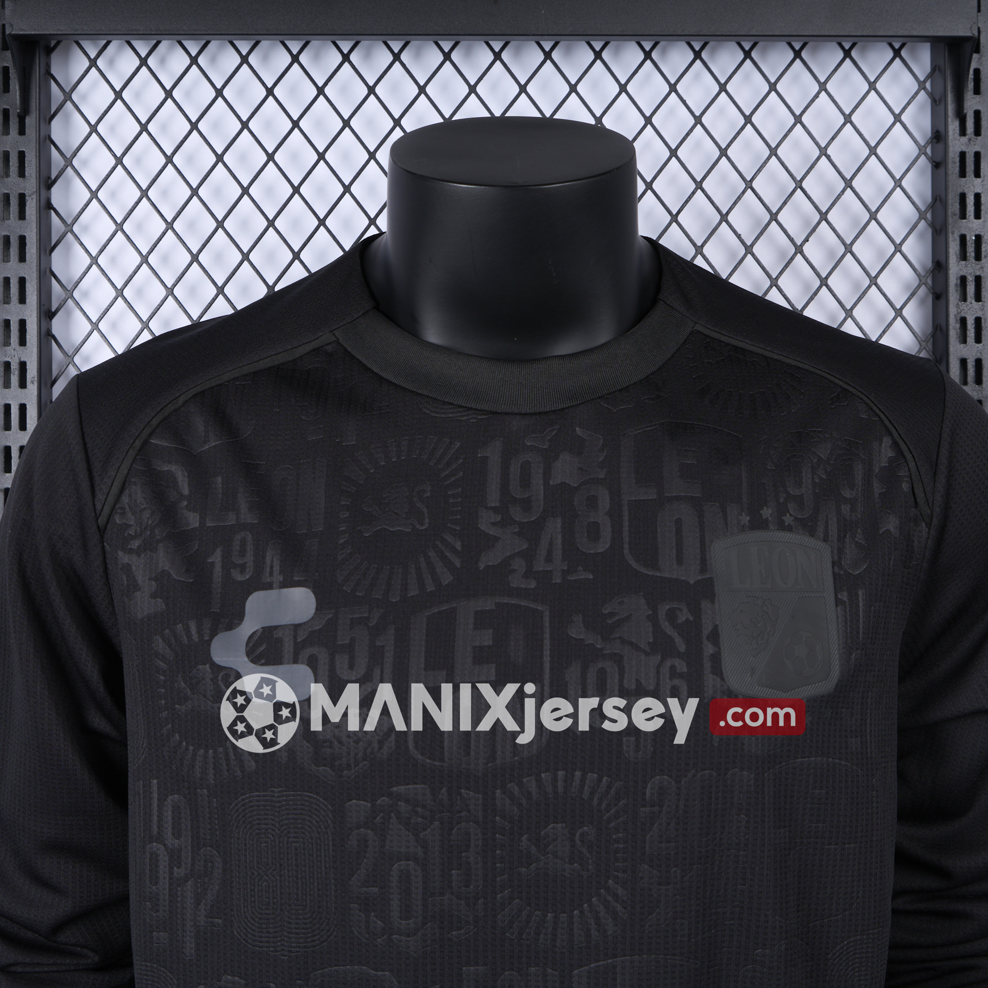 ManixJersey.com | Club León Club Leon 24-25 80th Anniversary Long Sleeve Jersey -Customize Name, Number and Patch | Worldwide Shipping