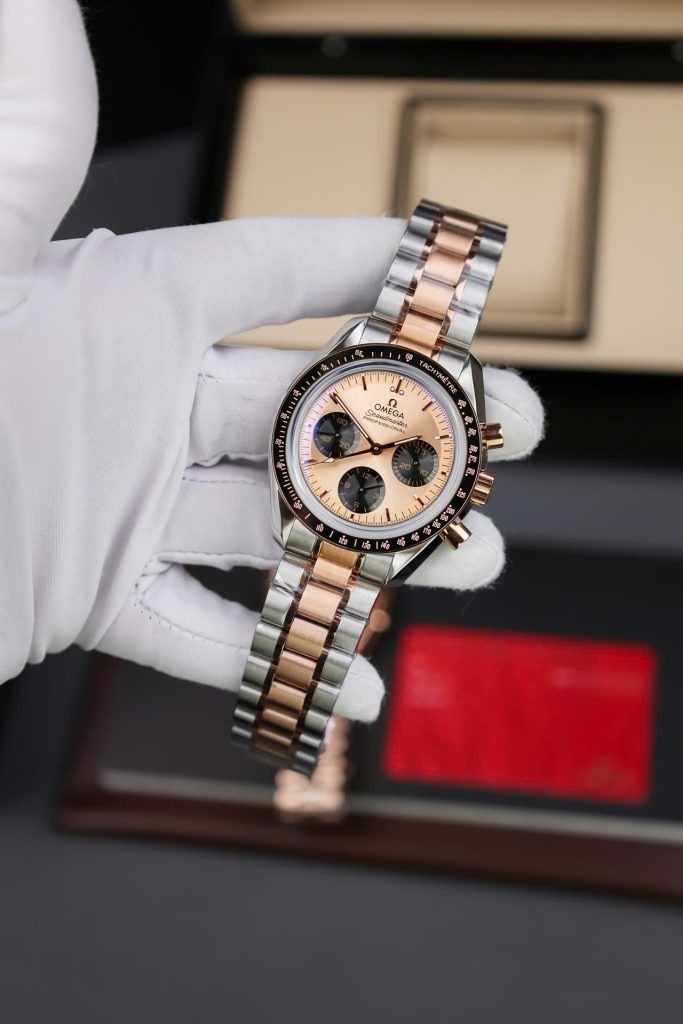Đồng Hồ Omega SpeedMaster Chế Tác MoonWatch Demi Vàng Hồng 42mm (2)
