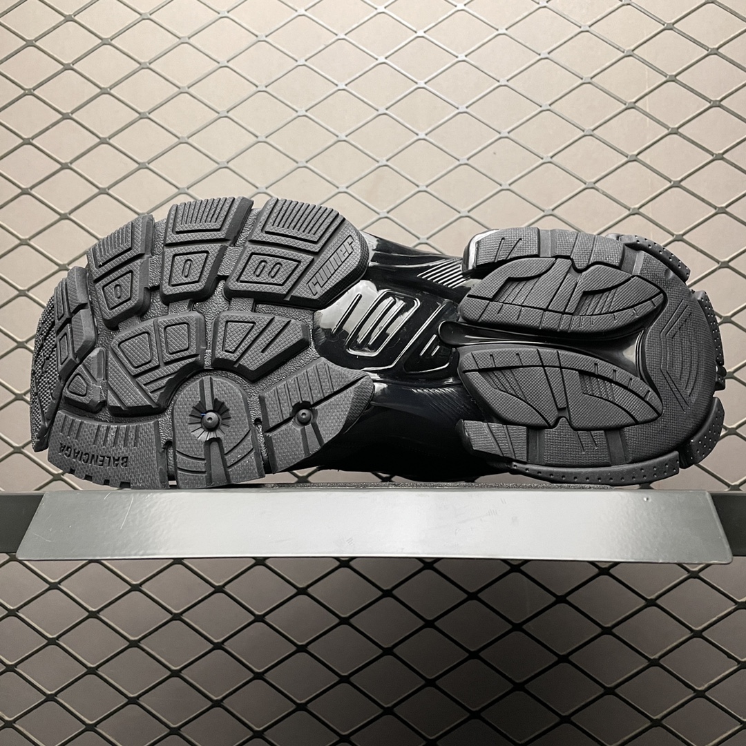 Balenciaga Runner Trainer in Triple Black、mysite、Cacoeks
