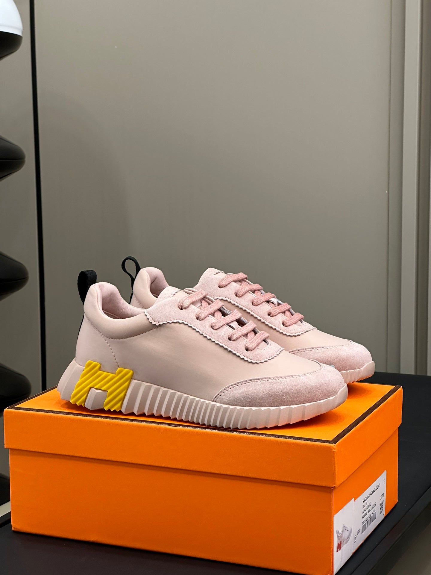 BOUNCING SNEAKERS LIGHT PINK CALFSKIN、mysite、Cacoeks