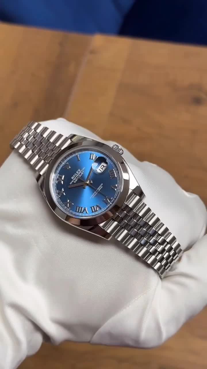 兼职  林炎: luxecystore