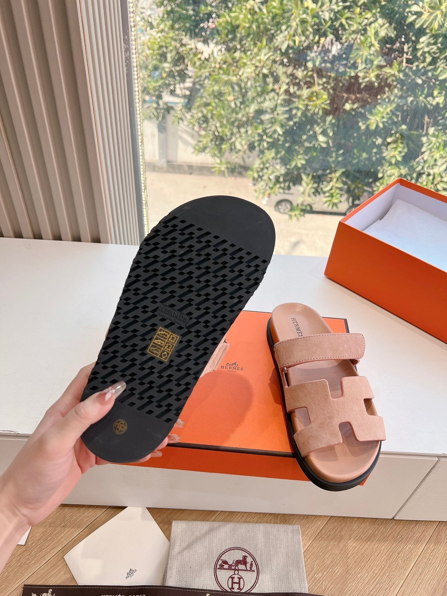 CHYPRE SANDAL IN ROSE PINK SUEDE、mysite、Cacoeks