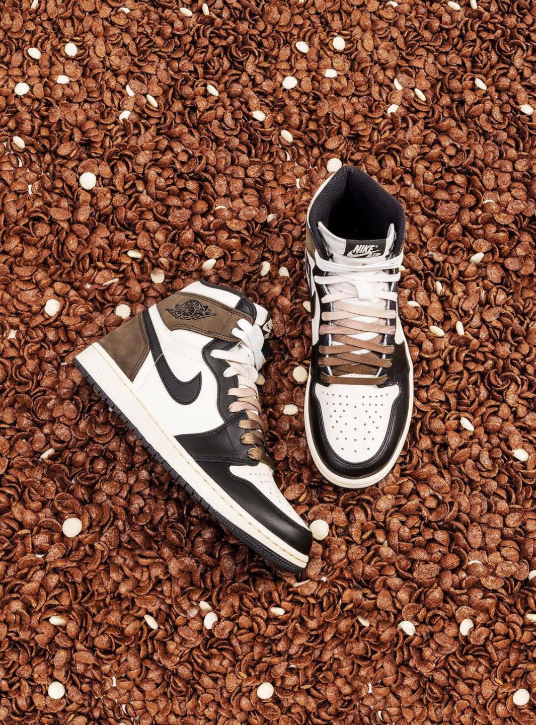 Air Jordan 1 Retro High Dark Mocha、JORDAN、Cacoeks
