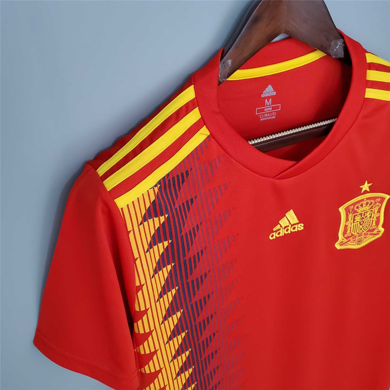 Higojerseys-Retro Spain 2018 Home Stadium Jersey