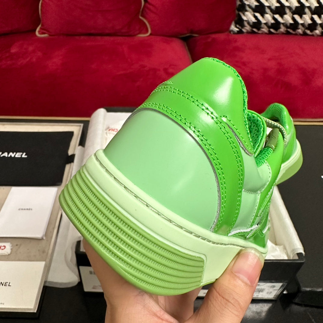 TRAINERS IN LIGHT GREEN SHINY CALFSKIN、mysite、Cacoeks