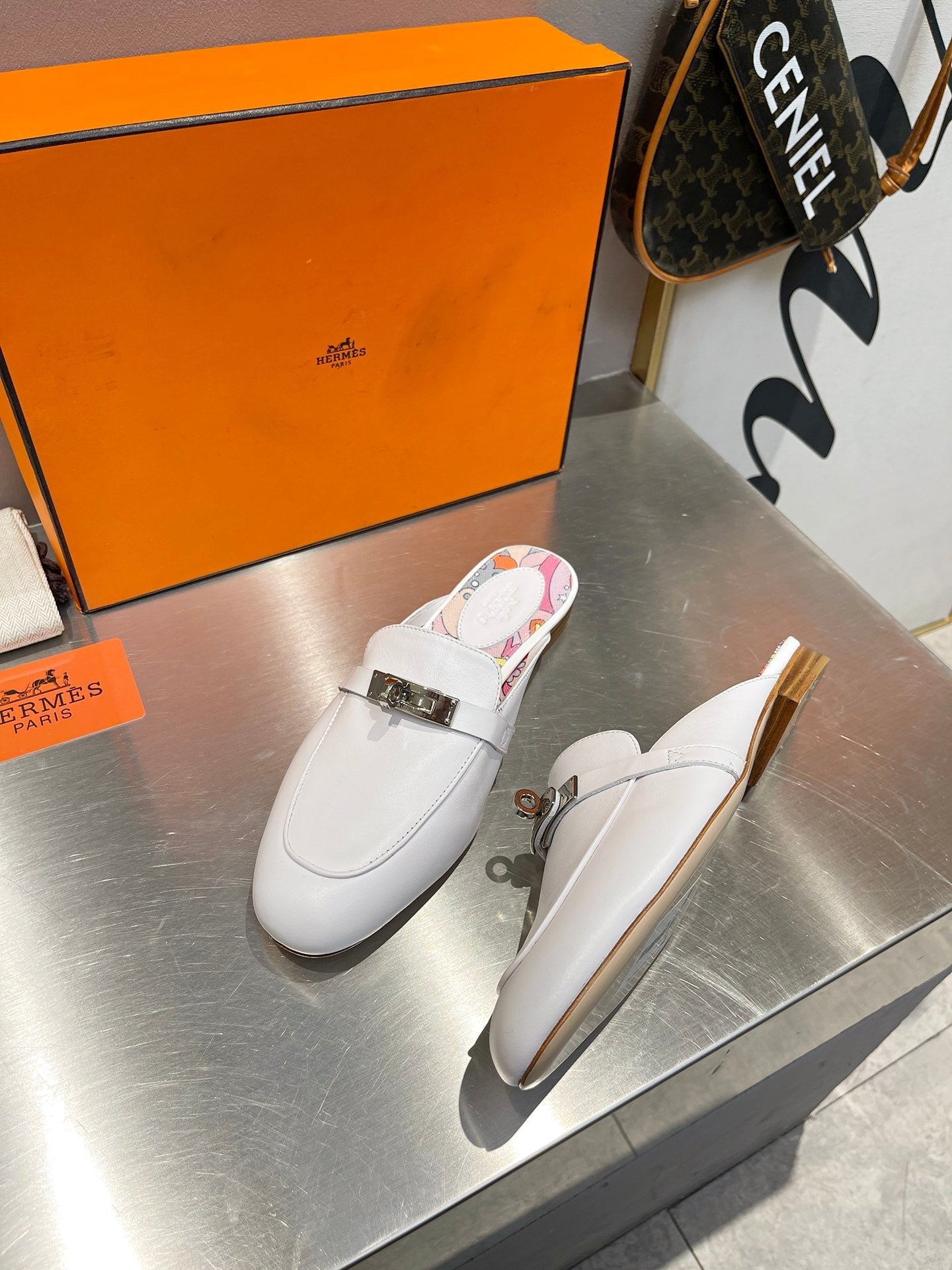 0Z MULE WHITE CALFSKIN WITH PATTERN、mysite、Cacoeks