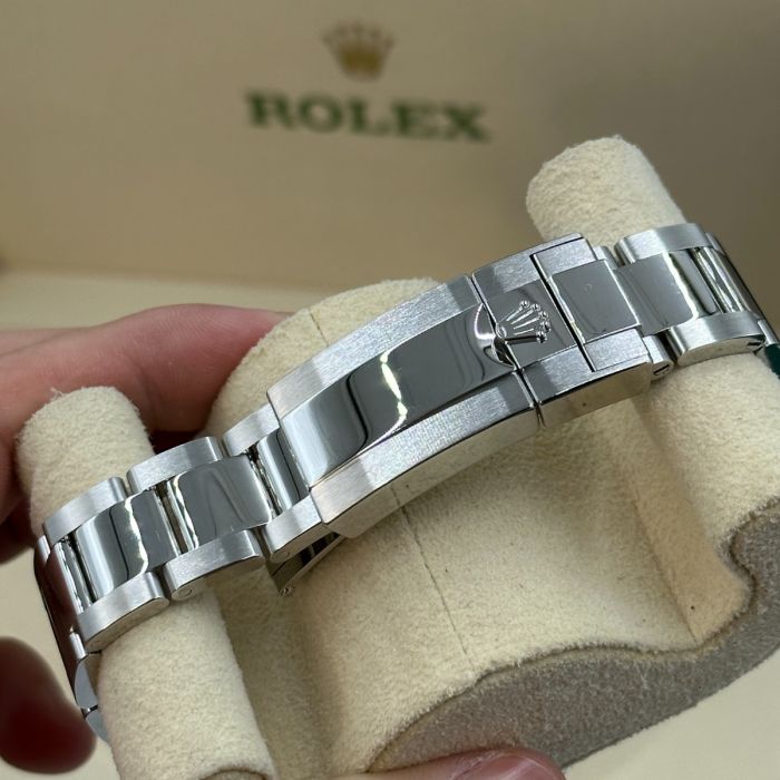 兼职  林炎: luxecystore