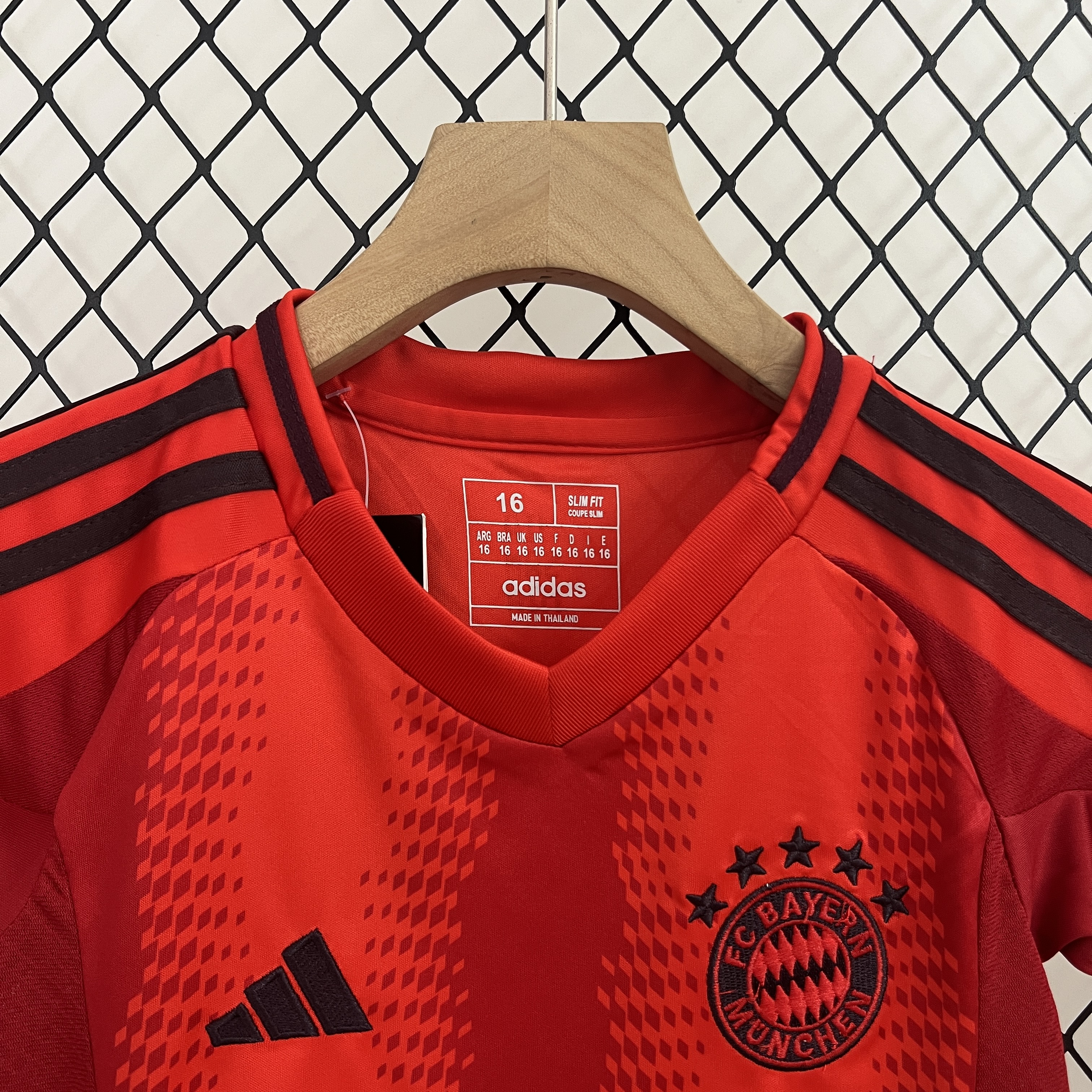 Higojerseys-Bayern Munich 24-25 Home Kids Kit - Fans Version