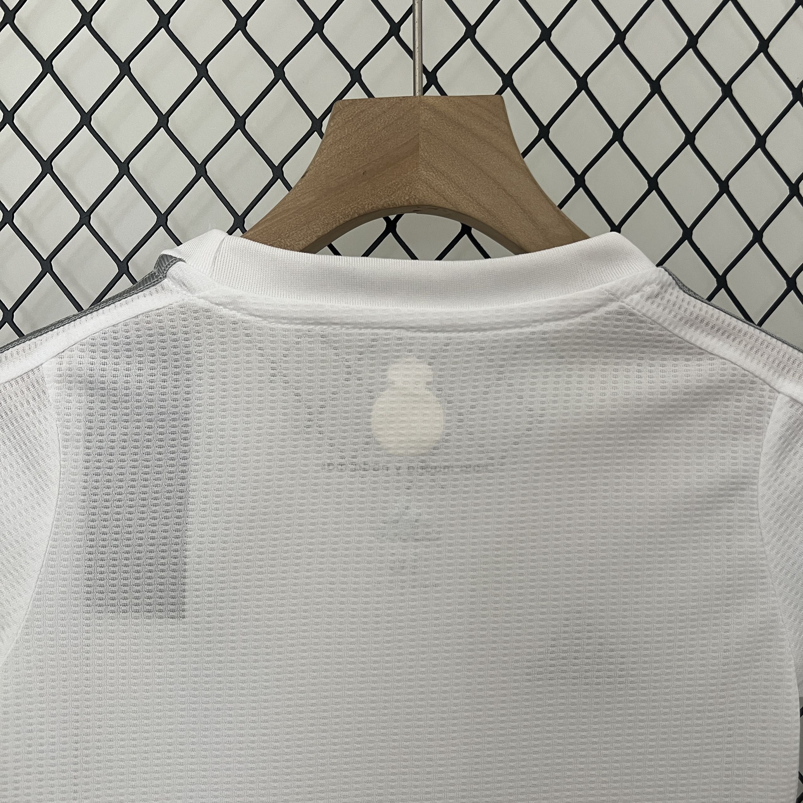 15-16 kids kit Real Madrid Home soccer jersey-Retro version （Player Version）: Ajax 24-25 Home Stadium Jersey - Fans Version mysite: Adidas luxuryfootballshirts.com: https://www.luxuryfootballshirts.com/