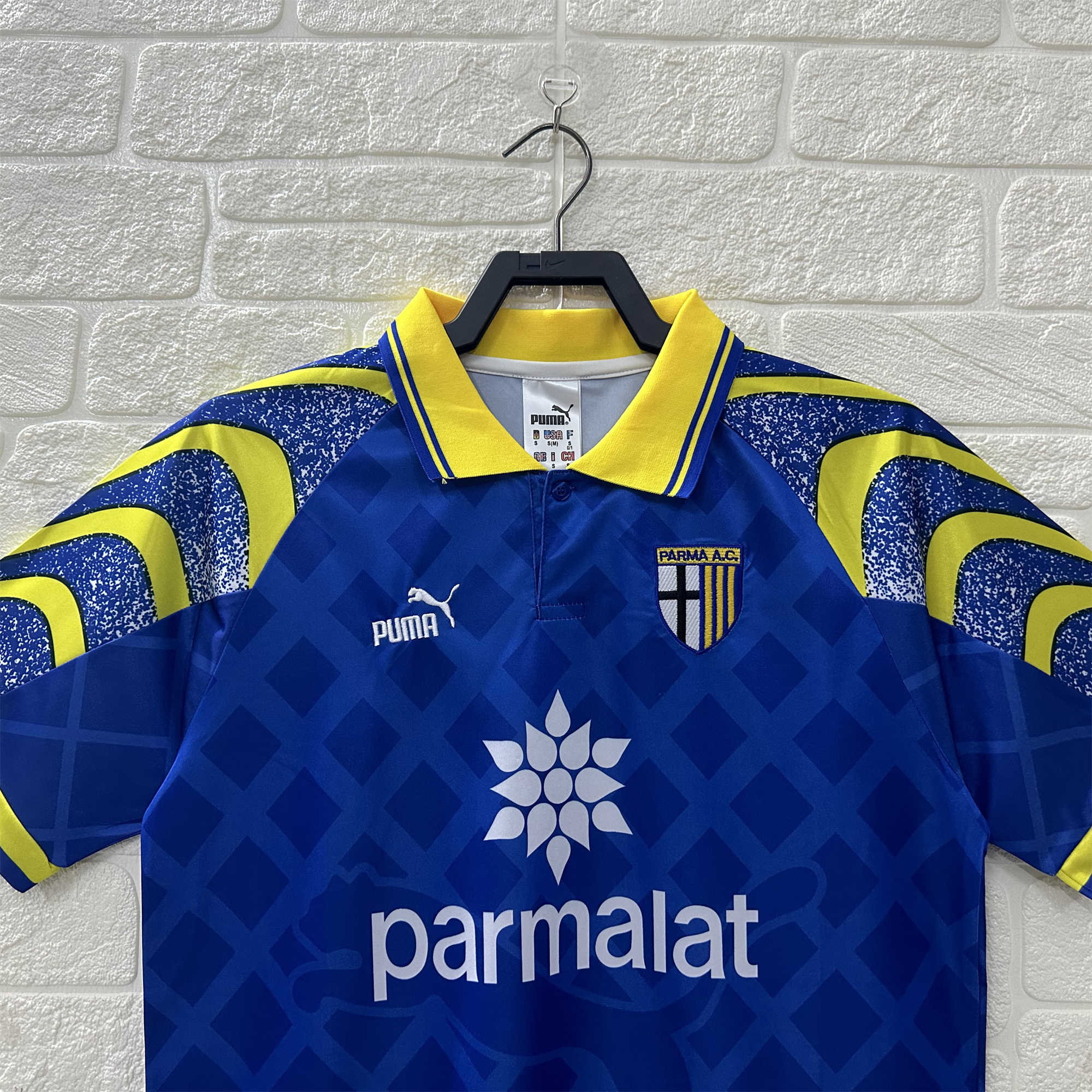 ManixJersey.com | Retro Parma 1995-96 Third Jersey - Fans Version -Customize Name, Number and Patch | Worldwide Shipping