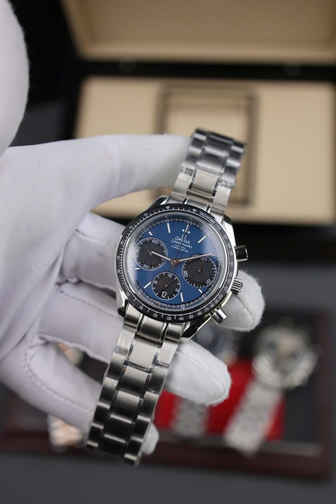 Đồng Hồ Omega Speedmaster Racing Chronograph Replica Cao Cấp Mặt Xanh Dương 40mm (2)