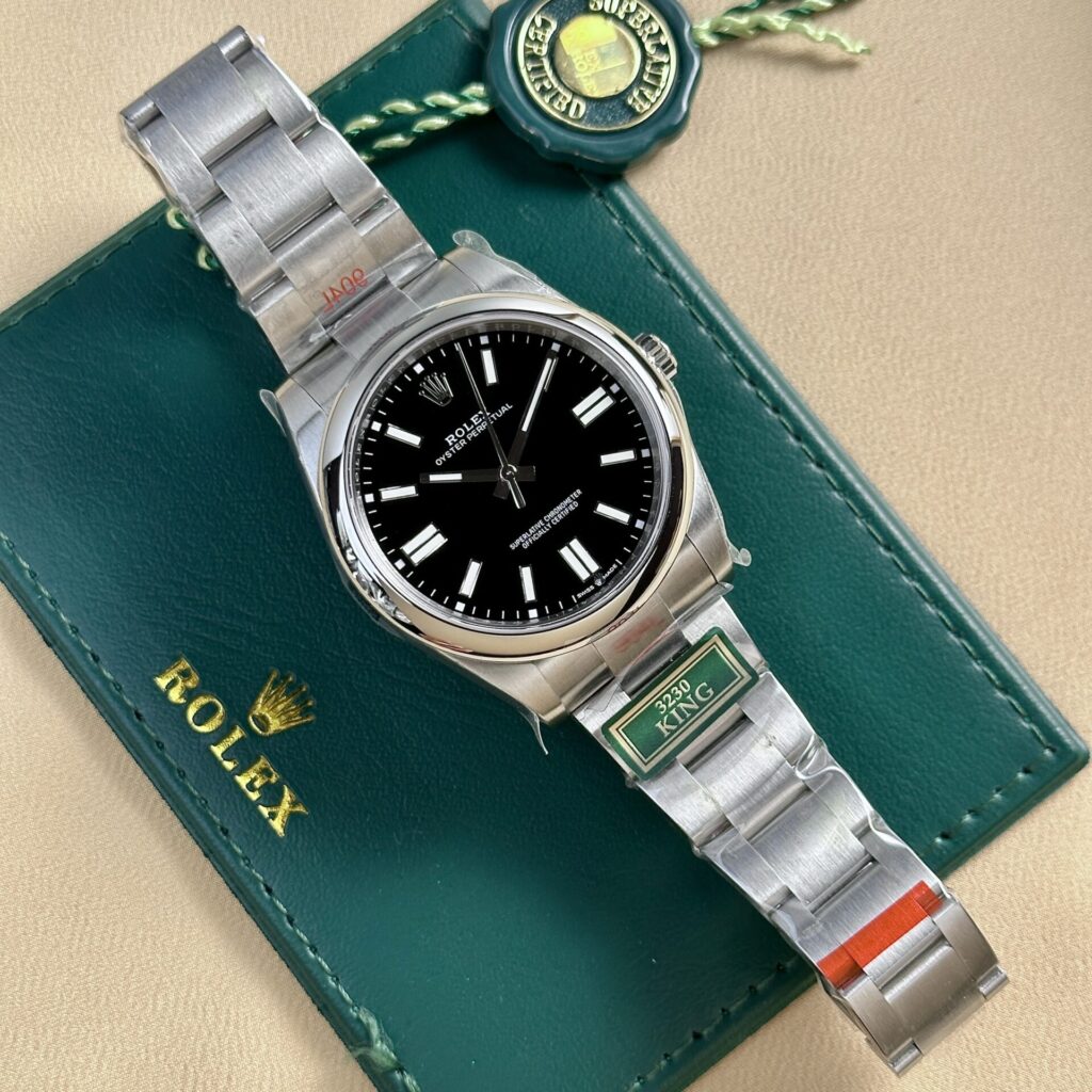Đồng Hồ Rolex Oyster Perpetual 124300 Mặt Đen Replica King Factory 41mm (3)
