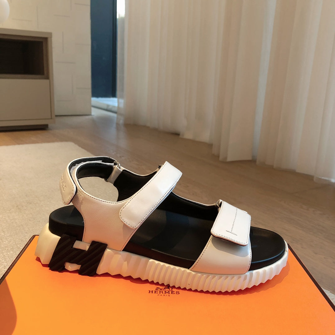 DAD SANDALS IN WHITE CALFSKIN AND RUBBER、mysite、Cacoeks