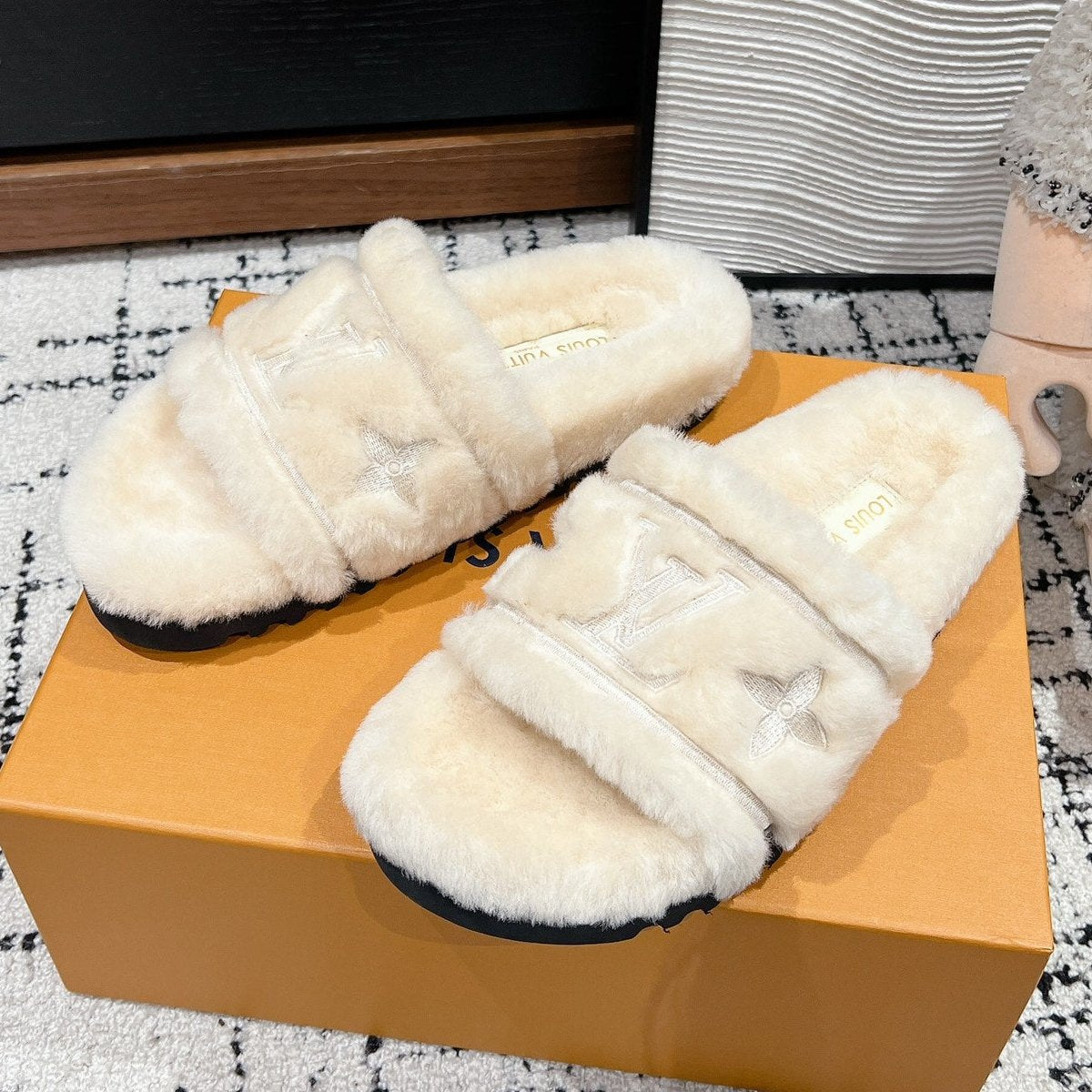 SLIPPER IN BEIGE BISQUE FLEECE、mysite、Cacoeks