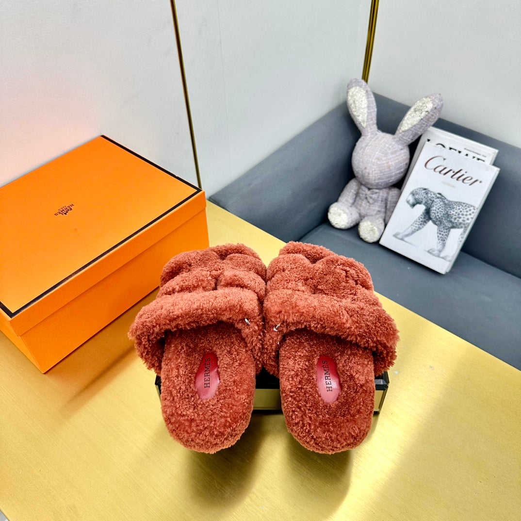 CHYPRE SANDAL IN BRONZE BROWN SHEARLING、mysite、Cacoeks