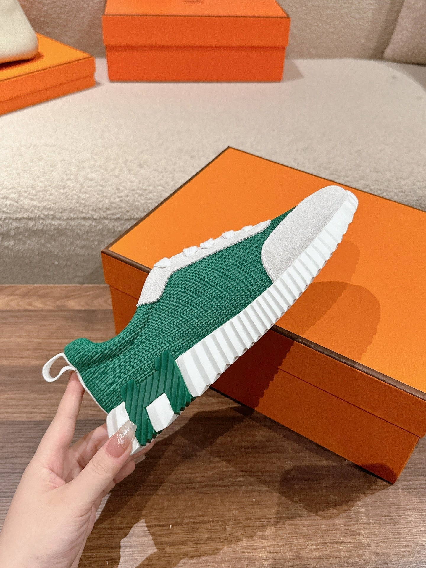 MAINLAND SNEAKER IN PALE GRAY SUEDE AND FOREST GREEN BREATHABLE MESH FABRIC、mysite、Cacoeks