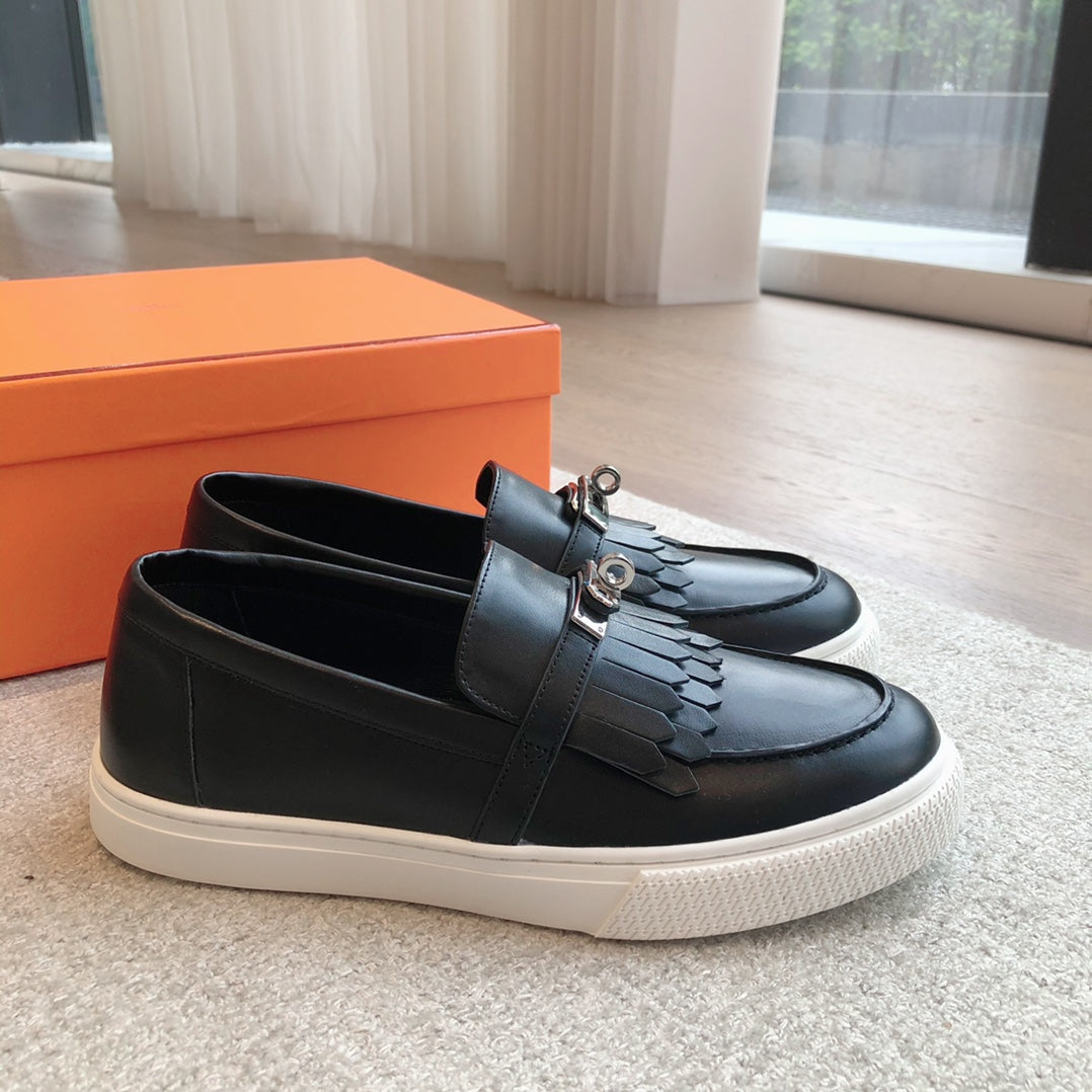 GAME SLIP-ON SNEAKER BLACK WITH TASSELS CALFSKIN、mysite、Cacoeks