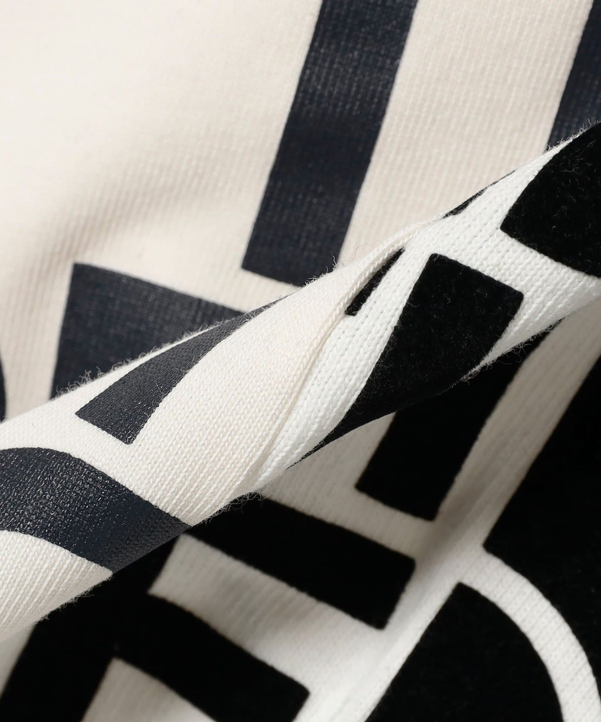 BEAMS x THE NORTH FACE PURPLE LABEL Asymmetric Logo T-shirt 25SS