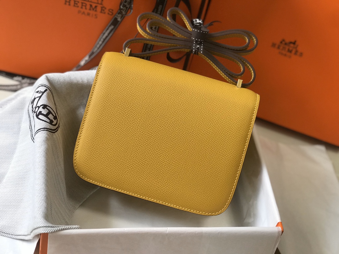 Replica Hermes Constance Bag Epsom Amber Lipstick Wiht Gold 19cm and 23cm
