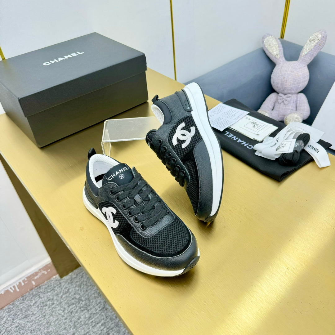 CLASSIC TRAINER IN BLACK MERCERIZED VELVET WITH WHITE LOGO、mysite、Cacoeks