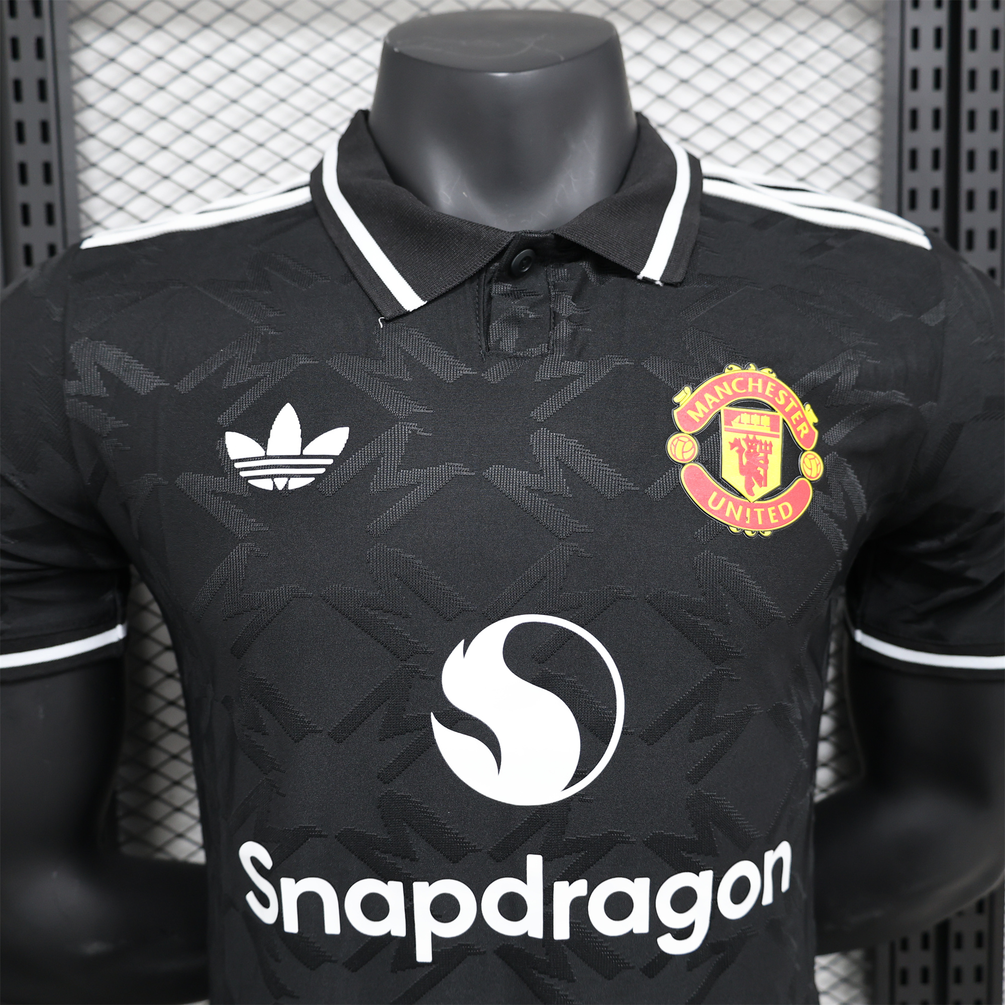 Higojerseys-Manchester United 24-25 Black Trefoil Vintage Jersey - Player Version