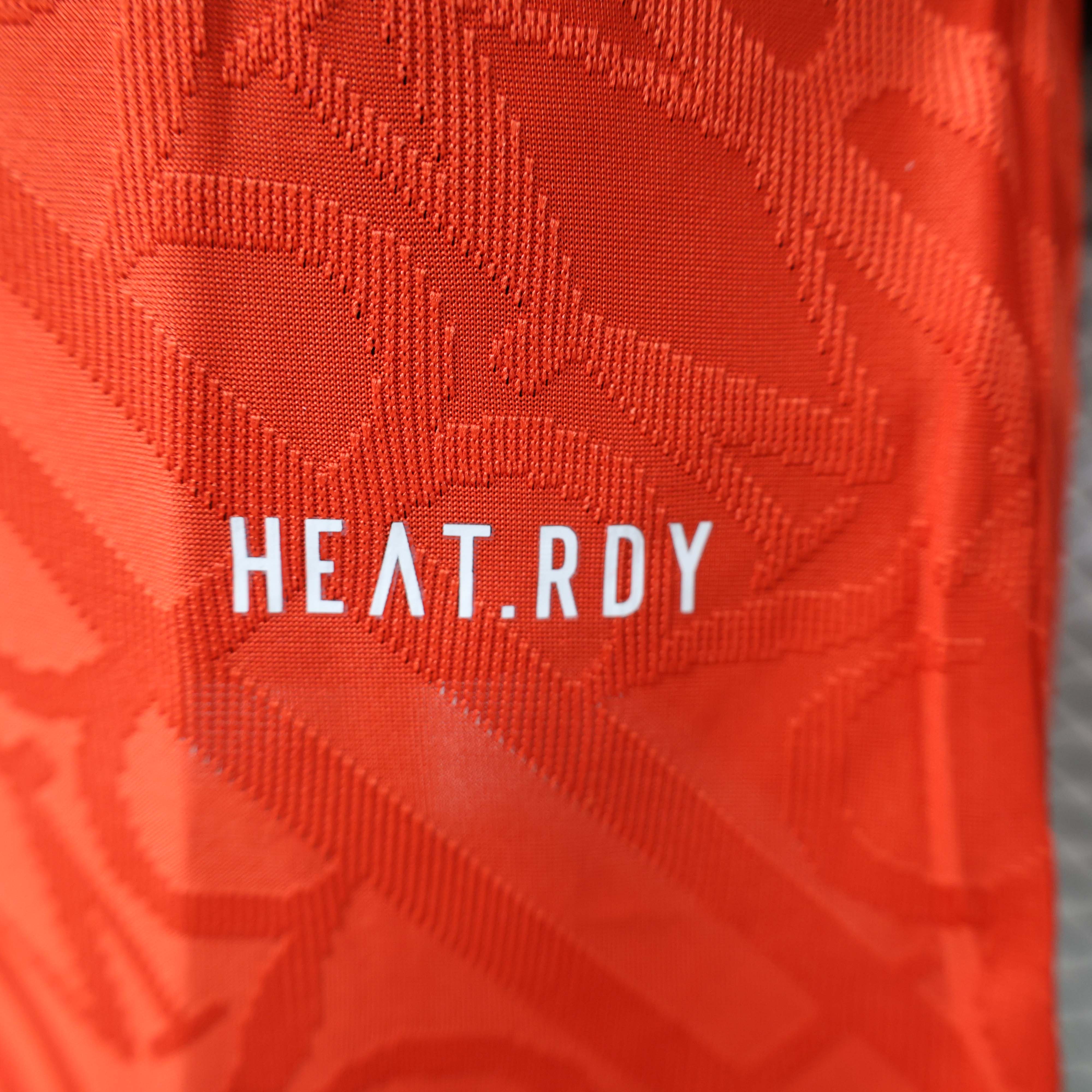 2024/2025 Player Version Real Madrid Special Edition Red Football Shirt1:1 Thai Quality:football jersey mysite: unitedjerseyfootball 邓江浪:football