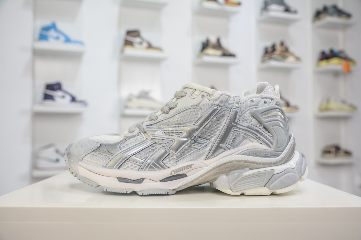 Balenciaga Runner Trainer in Off White、mysite、Cacoeks