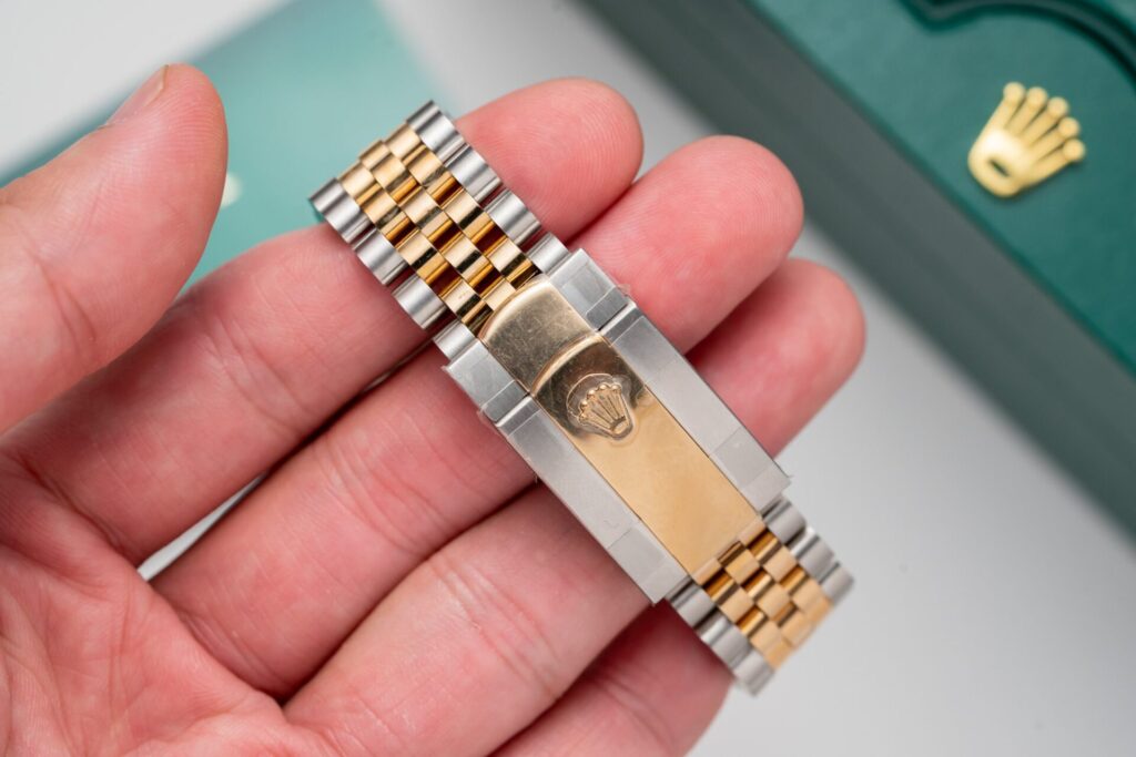 Đồng Hồ Rolex DateJust Bọc Vàng Mặt Vàng Champagne GM Factory 41mm (3)