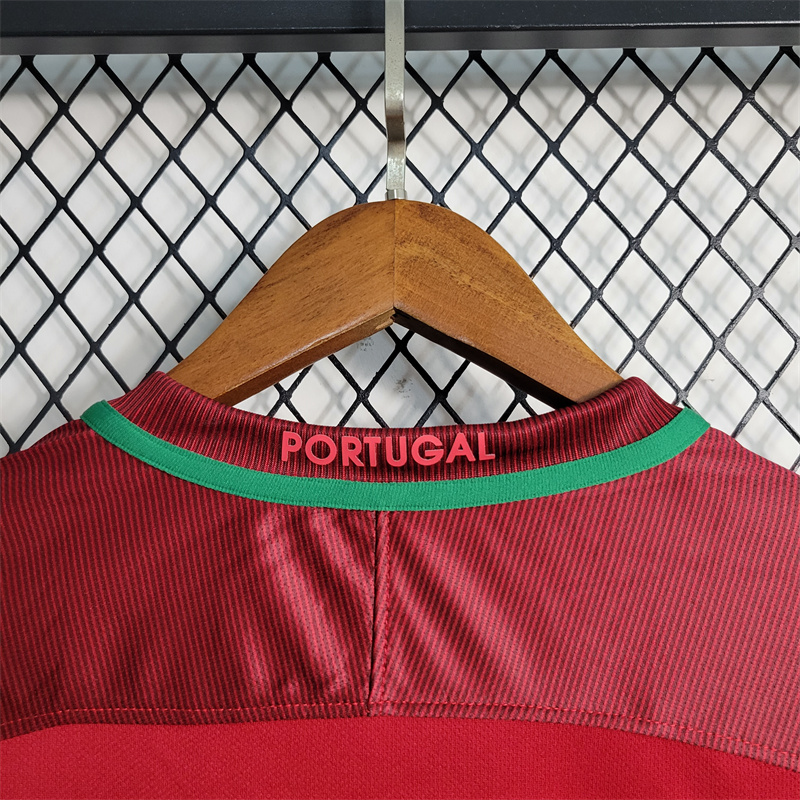 ManixJersey.com | Retro Portugal 16-17 Home Stadium Long Sleeve Jersey -Customize Name, Number and Patch | Worldwide Shipping