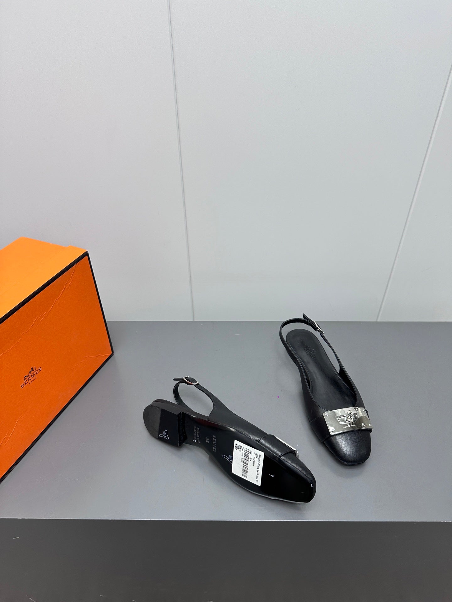 INNOCENTE SLINGBACK IN BLACK CALFSKIN、mysite、Cacoeks