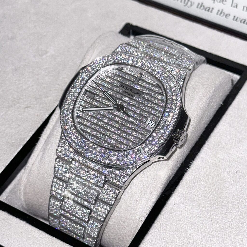 Đồng Hồ Patek Philippe Nautilus 5719 Full Kim Cương Moissanite Replica 11 40mm (2)