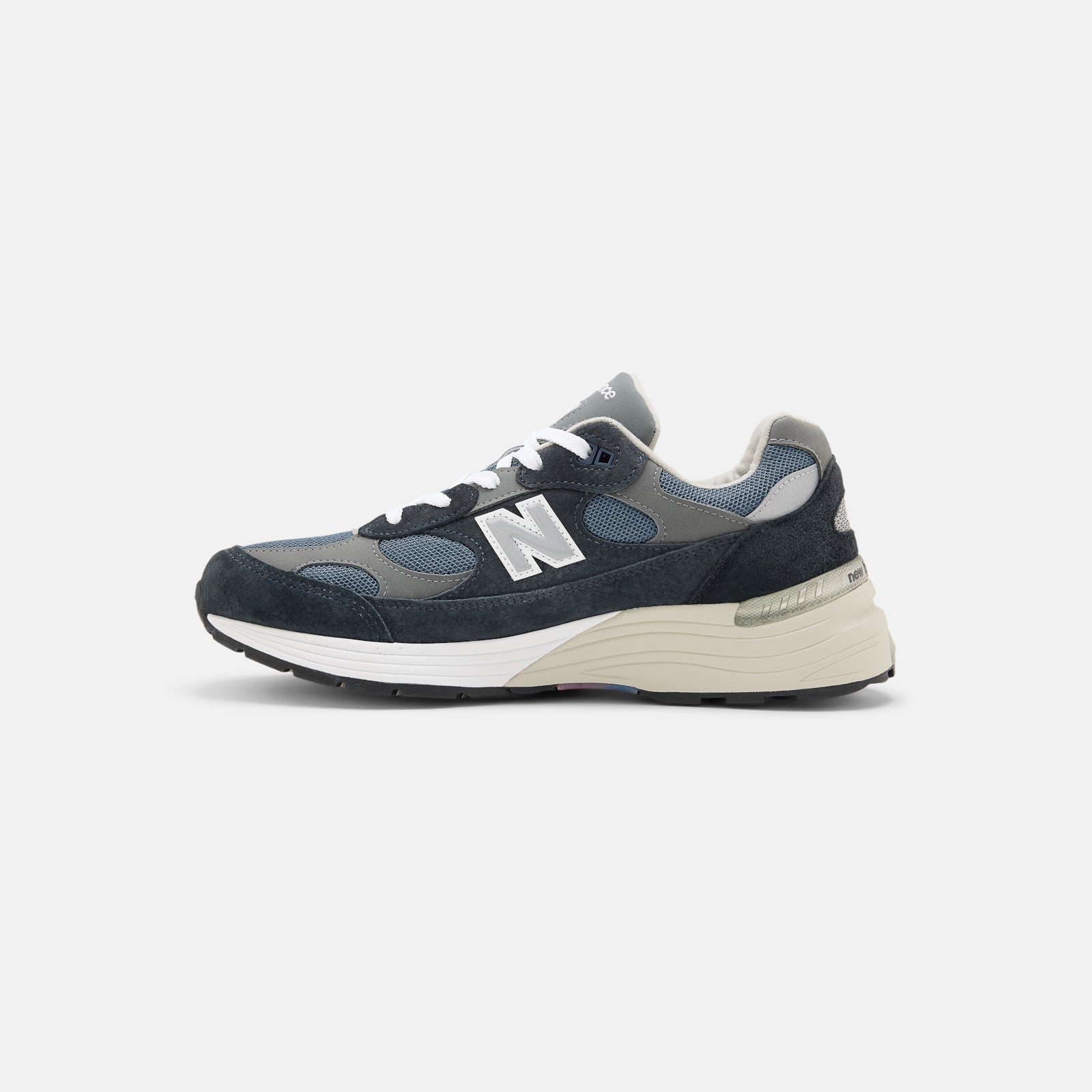 Made in USA 992 Sneaker in NB Navy/Grey/Silver Metalic