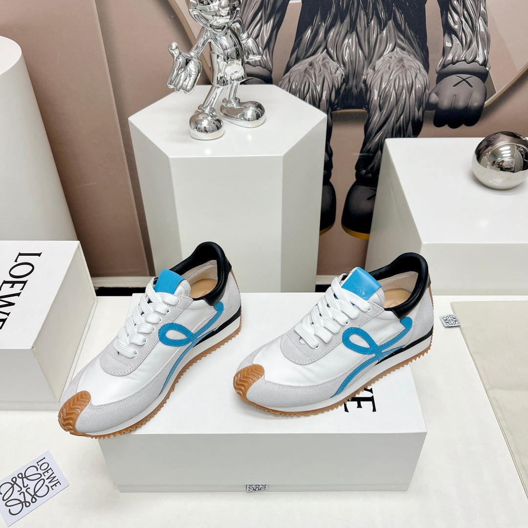 FLOW RUNNER SNEAKER IN PALE GRAY MIX BLUE SUEDE AND SHEEPSKIN、mysite、Cacoeks