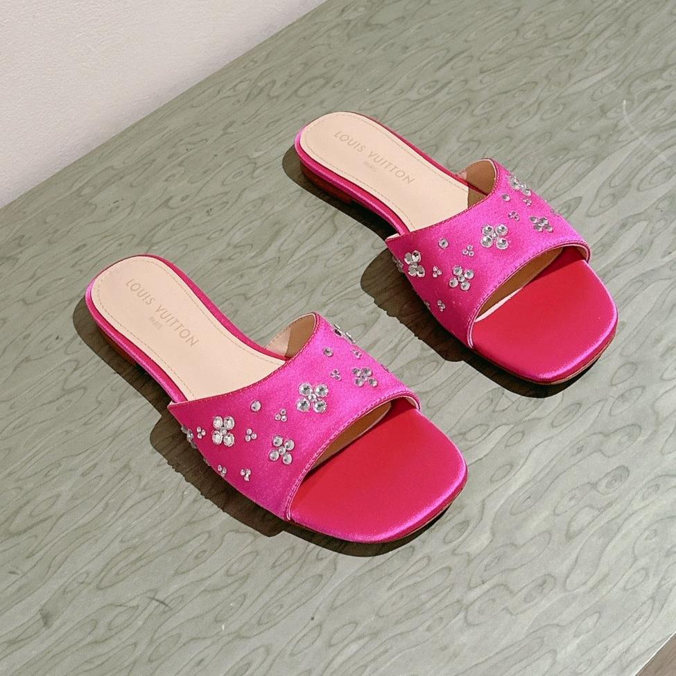 LV WOMEN FLAT MULE IN DEEP PINK SATIN WITH RHINESTONE、mysite、Cacoeks