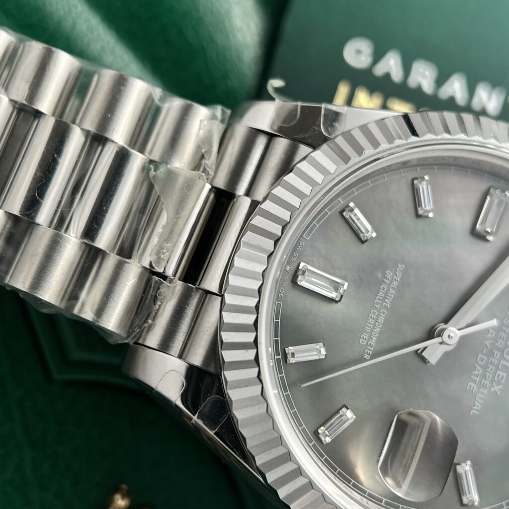 Đồng Hồ Rolex Day-Date Replica 11 Nam Mặt Xà Cừ Tím 40mm (1)